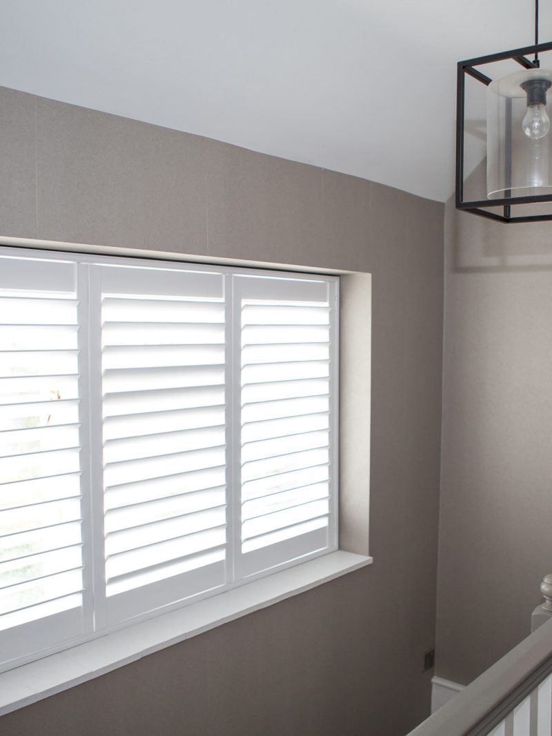 Landing-shutters Landing shutters